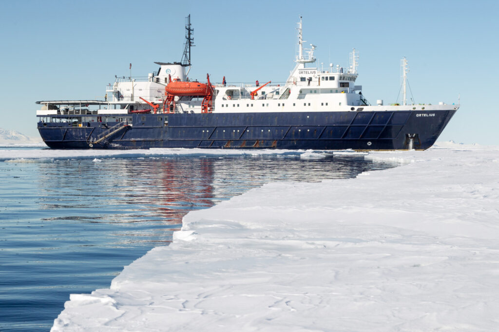 Ortelius ship exterior